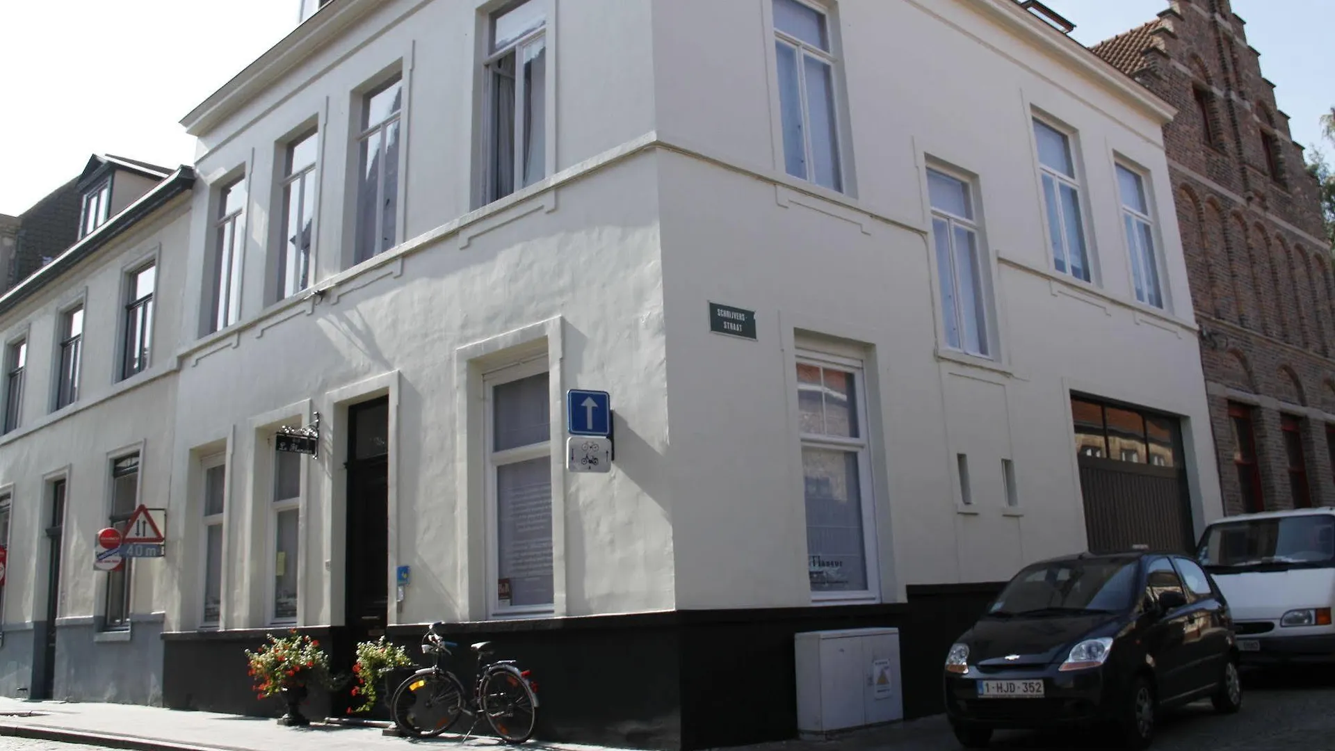 B&B Le Flaneur Bruges Bed & Breakfast